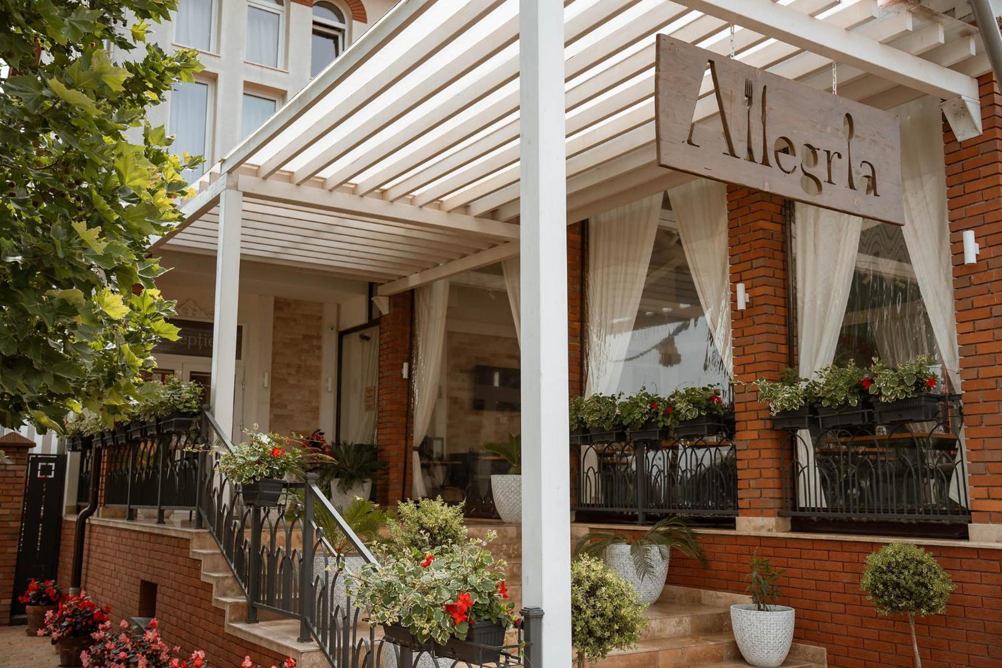 Allegria Hotel Spa Baile 1 Mai Exterior foto